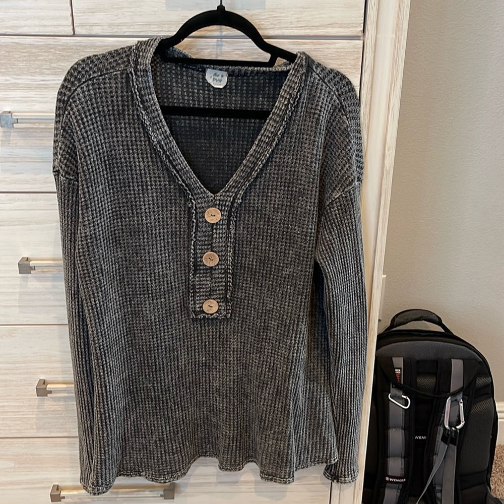 Blue Buttercup Mineral Washed Lightweight V-Neck